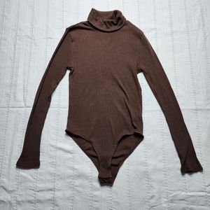 5 Ambiance brown ribbed bodysuit